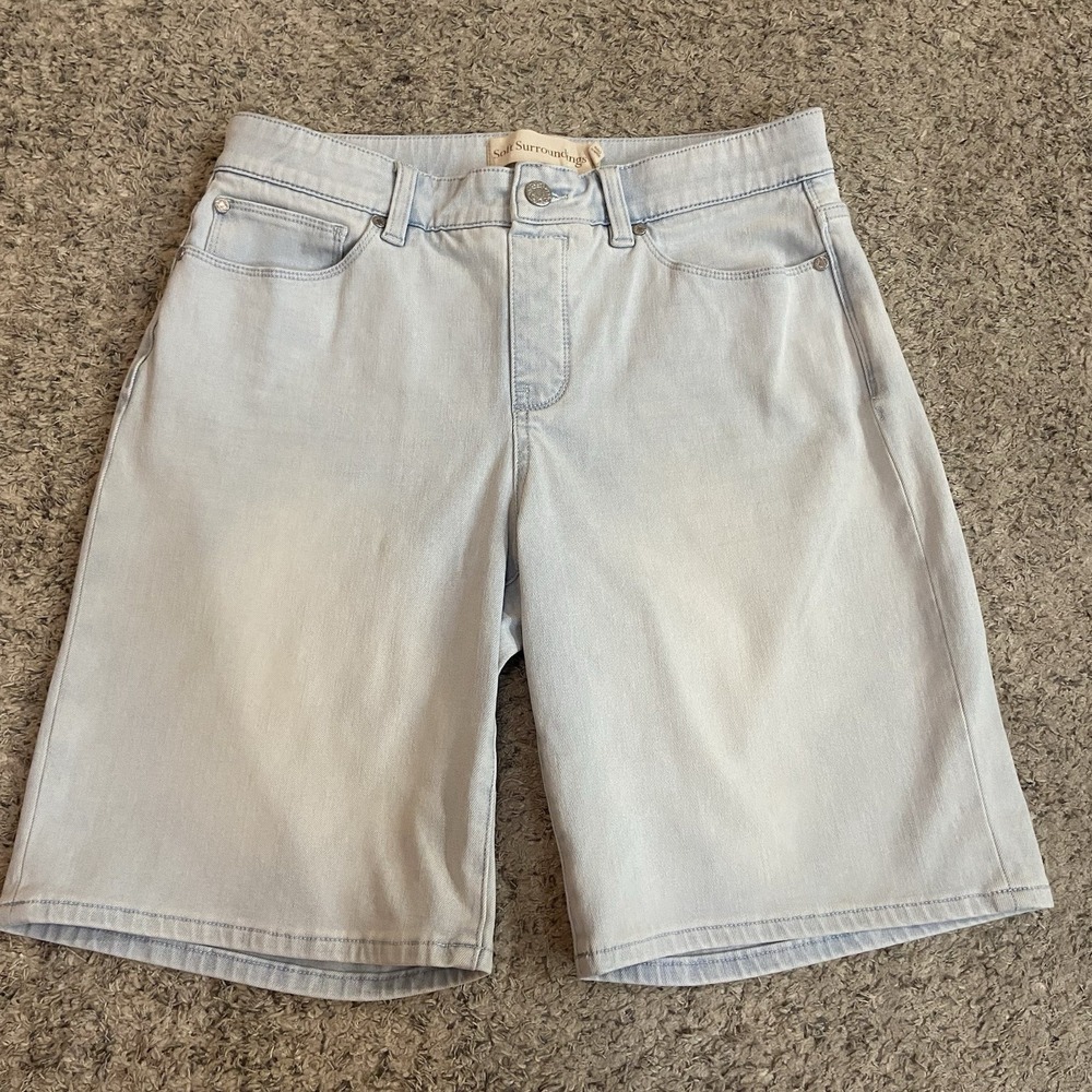 Soft Surroundings Women's Shorts MED Ultimate Denim Pullon Relaxed Light Wash